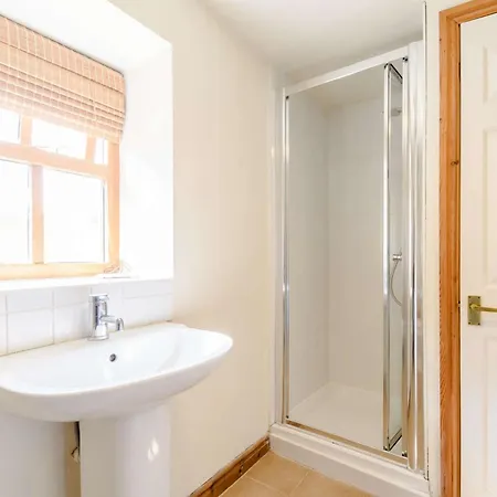 度假居 3 Bed In Nidderdale Hh016 *